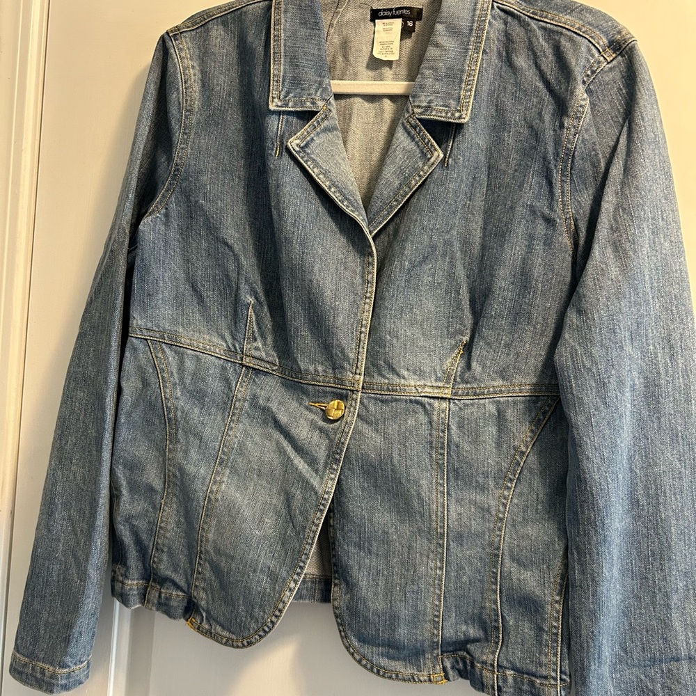 Daisy Fuentes Medium Wash Denim Blazer Jacket
